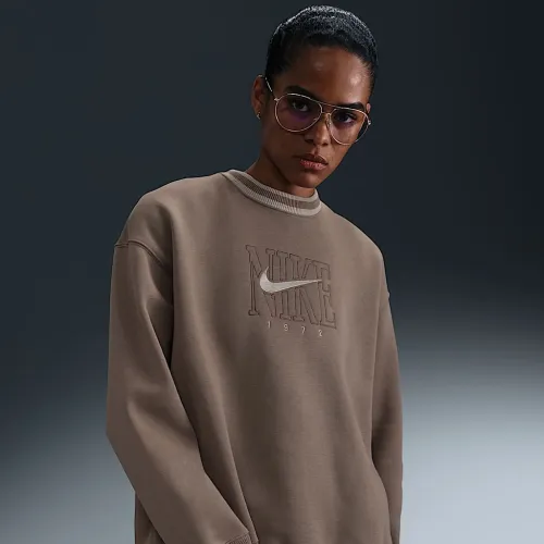 Nike Sportswear Phoenix Fleece женская оверсайз Graphic Crew-Neck свитшот цвет коричневый