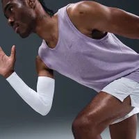 Nike Primary чоловічі Dri-FIT Versatile Tank колір фіолетовий