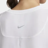 Nike One Relaxed жіноча Dri-FIT Long-Sleeve Top колір білий