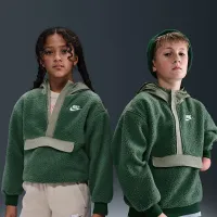Nike Sportswear Club Fleece Big дитячі Loose 1/4-Zip Толстовка з капюшоном колір зелений