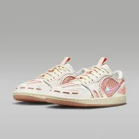 Nike Air Jordan 1 Low Method of Make жіноча Кросівки колір білий