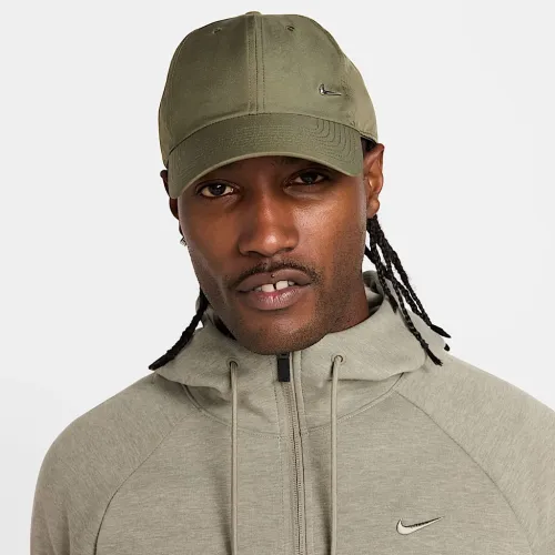 Nike Dri-FIT Club Unstructuколір червоний Featherlight Cap колір коричневий