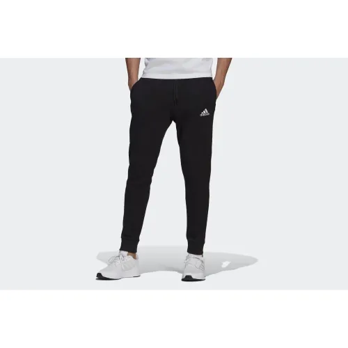 Штани спортивні adidas Essentials Fleece Regular Fit Tapeколір червоний Cuff GK9268 - Чорні