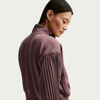 Nike Sportswear женская Pleated Sleeve Куртка цвет фиолетовый