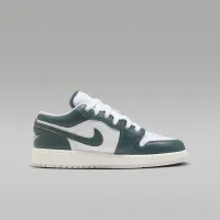 Nike Air Jordan 1 Low SE Big Kids Кроссовки цвет зеленый