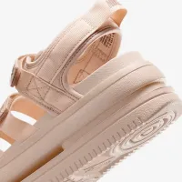 Nike Icon Classic женская босоножки цвет коричневый