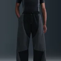 Nike Tech Boreas чоловічі Knit Open-Hem Pants колір чорний