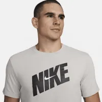 Nike чоловічі Dri-FIT Fitness футболка колір сірий