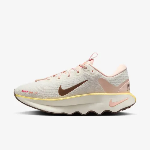 Nike Motiva женская Walking Кроссовки цвет белый