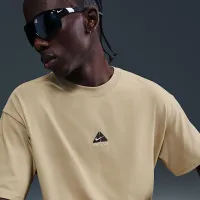 Nike ACG мужские футболка цвет коричневый