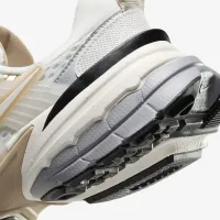 Nike V2K Run женская Кроссовки цвет белый