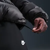 Nike Windrunner мужские Down Куртка цвет черный