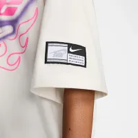 Nike Sportswear женская оверсайз Graphic футболка цвет белый
