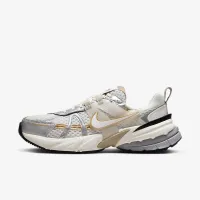 Nike V2K Run женская Кроссовки цвет белый