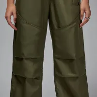 Nike Jordan Brooklyn женская Pants цвет зеленый