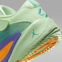 Nike Luka 3 Little дитячі Кросівки колір зелений