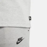 Nike Sportswear Premium Essentials мужские футболка цвет серый