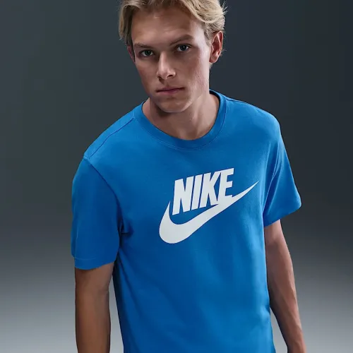 Nike Sportswear чоловічі футболка блакитний