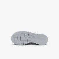 Nike Tanjun EasyOn Little дитячі Кросівки колір сірий