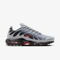 Nike Air Max Plus чоловічі Кросівки колір сірий
