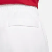 Nike Sportswear Club мужские Graphic шорты цвет белый