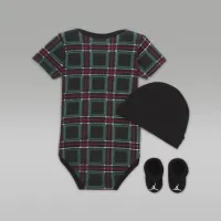 Nike Jordan Brooklyn Essentials Baby (0-9M) 3-Piece Boxed набор цвет черный