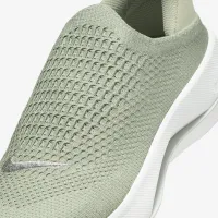 Nike Reina EasyOn жіноча Кросівки колір зелений