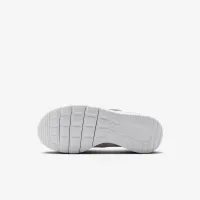 Nike Tanjun EasyOn Little дитячі Кросівки колір фіолетовий