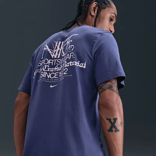 Nike Sportswear футболка колір фіолетовий
