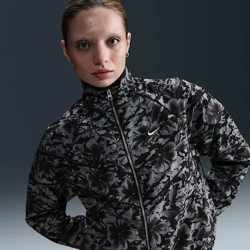 Nike Sportswear Windrunner женская Loose Woven UV Protection Woven Full-Zip Printed Куртка цвет черный