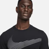 Nike чоловічі Dri-FIT Long-Sleeve Fitness футболка колір чорний