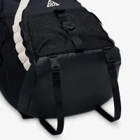 Nike ACG 