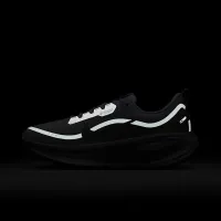 Nike Vomero 18 GORE-TEX мужские Waterproof Road Running Кроссовки with Reflective Accents цвет белый