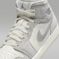 Nike Air Jordan 1 Mid SE чоловічі Кросівки колір сірий