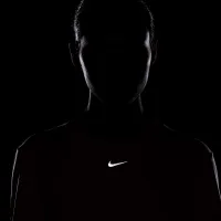 Nike One Classic жіноча Dri-FIT Short-Sleeve Cropped Top колір червоний