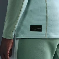 Nike Tech мужские Base Layer Long Sleeve Top цвет зеленый