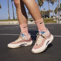 Nike Cosmic Unity 3 баскетбольні Кросівки колір коричневий