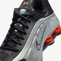 Nike Shox R4 чоловічі Кросівки колір сірий