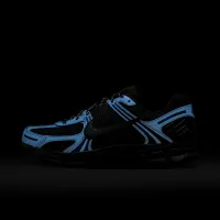 Nike Zoom Vomero 5 SE мужские Кроссовки with Reflective Accents цвет черный