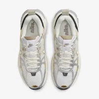 Nike V2K Run женская Кроссовки цвет белый