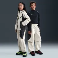 Nike Tech Big детские (для мальчиков) Woven Pants цвет серый