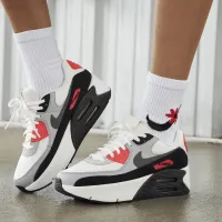 Nike Air Max 90 LV8 жіноча Кросівки колір білий
