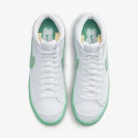 Nike Blazer Mid '77 жіноча Кросівки колір білий