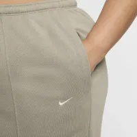 Nike Sportswear Chill Terry женская Slim С высокой Талией French Terry Sweatpants (большие размеры) цвет зеленый