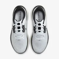 Nike Vomero 17 жіноча Road Running Кросівки колір білий