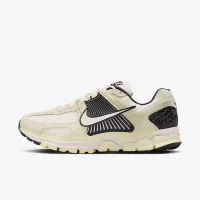 Nike Zoom Vomero 5 чоловічі Кросівки колір коричневий