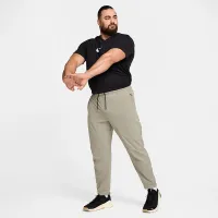 Nike Unlimited чоловічі Dri-FIT Zippeколір червоний Cuff Versatile Pants колір зелений