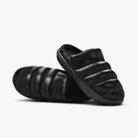 Nike Burrow SE жіноча Slippers колір чорний