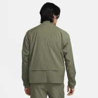 Nike A.P.S. мужские Repel Versatile Bomber Куртка цвет зеленый