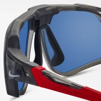 Nike Flyfree Mirroколір червоний Sunglasses колір сірий